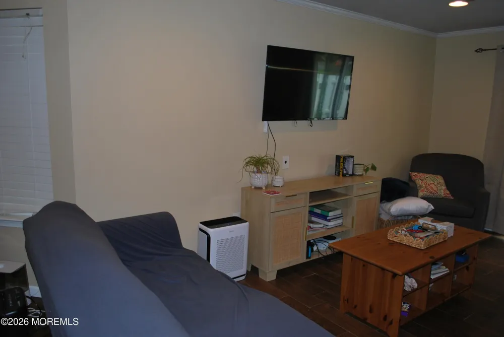 5 Powell Court #14 Hightstown, NJ 08520