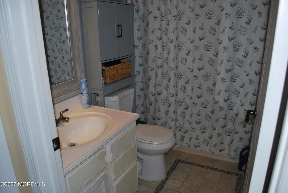 5 Powell Court #14 Hightstown, NJ 08520
