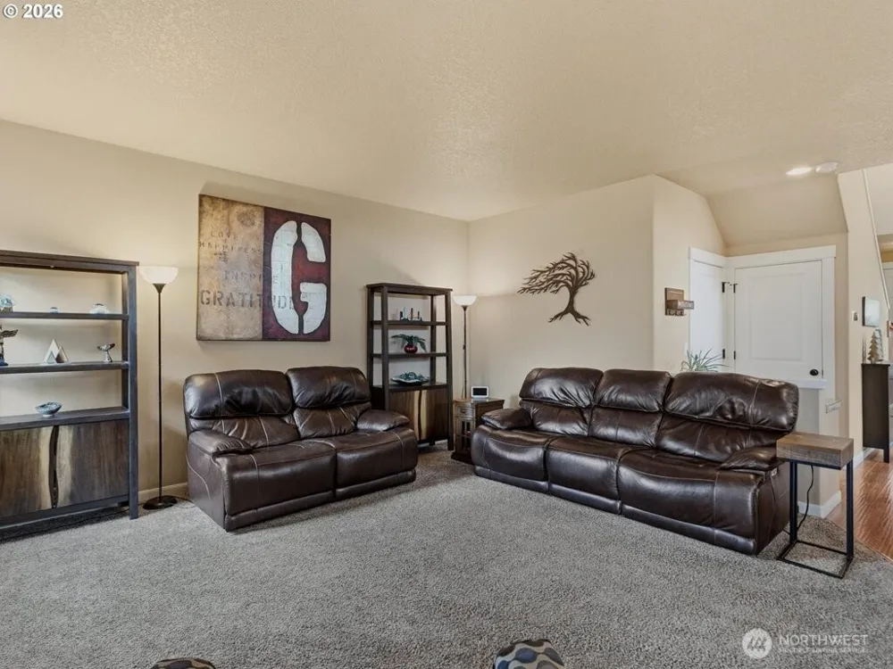 2746 NW Kent Street Camas, WA 98607