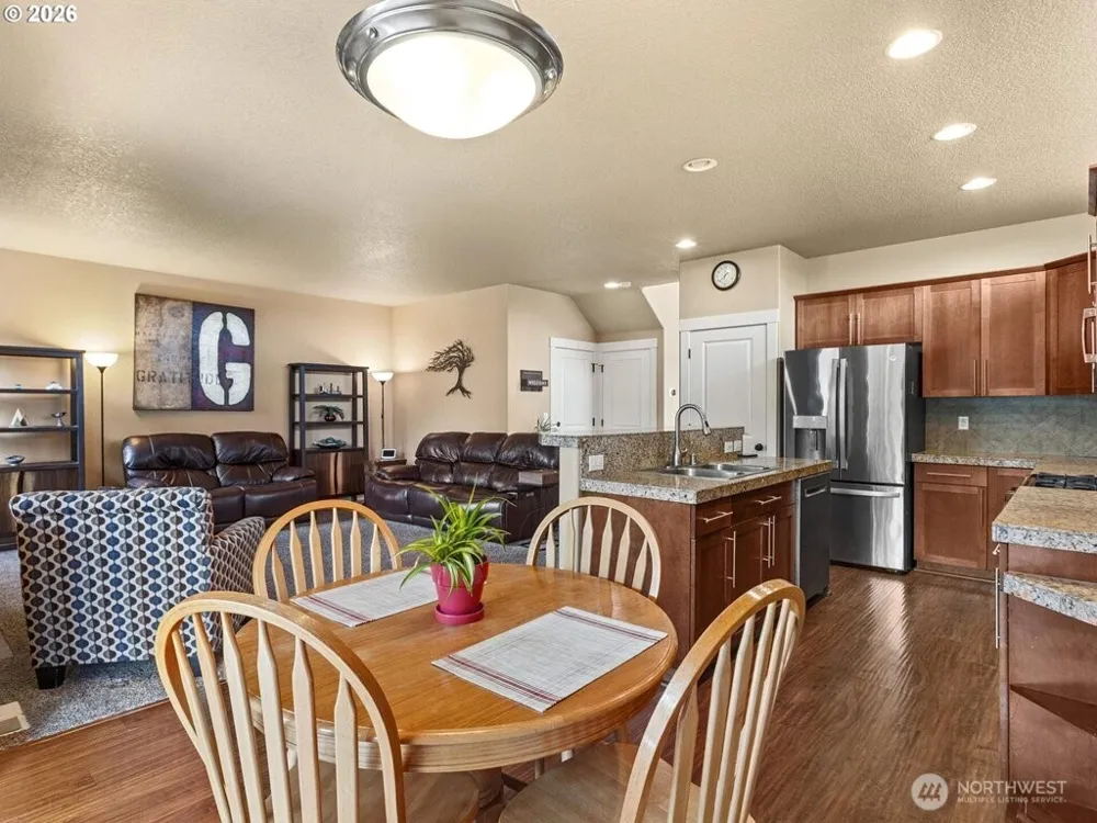 2746 NW Kent Street Camas, WA 98607