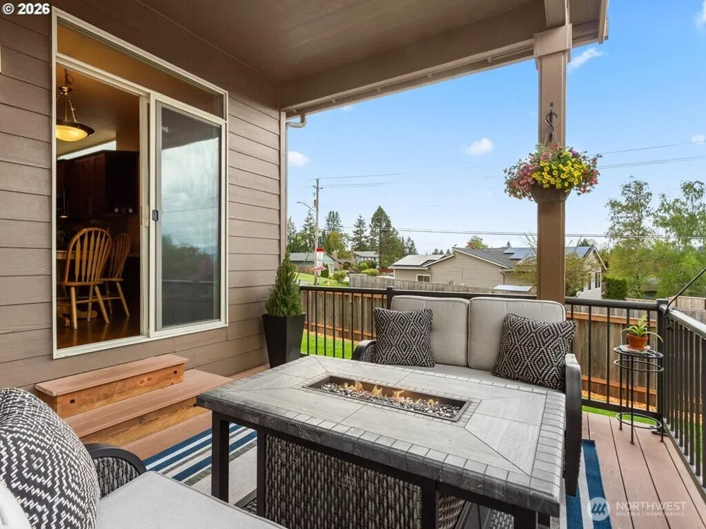 2746 NW Kent Street Camas, WA 98607