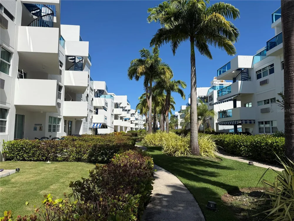 SO 306 CONDOMINIO COSTA MAR BEACH VILLAGE WEST #306 Loiza, PR 00772