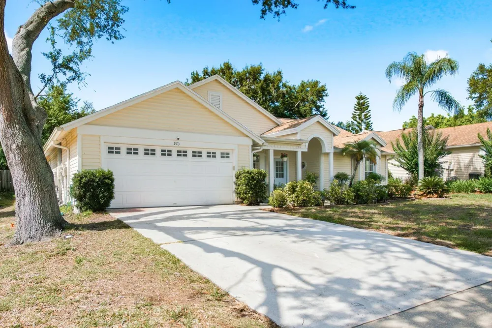 970 VALLEY VIEW CIRCLE Palm Harbor, FL 34684