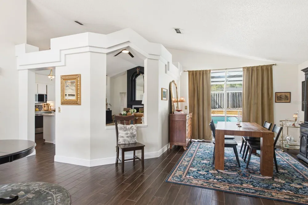 970 VALLEY VIEW CIRCLE Palm Harbor, FL 34684