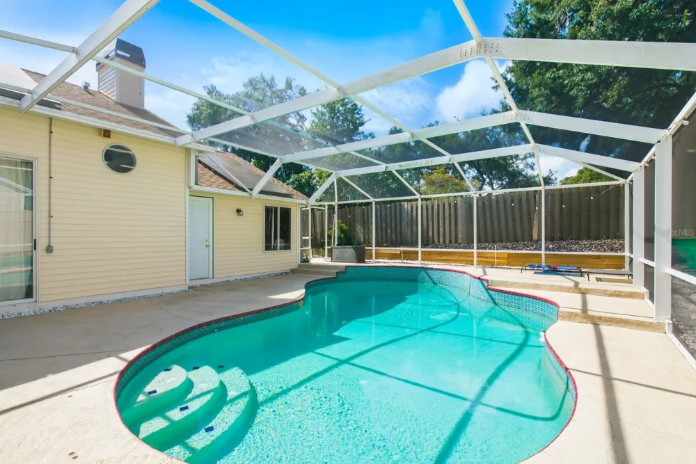 970 VALLEY VIEW CIRCLE Palm Harbor, FL 34684