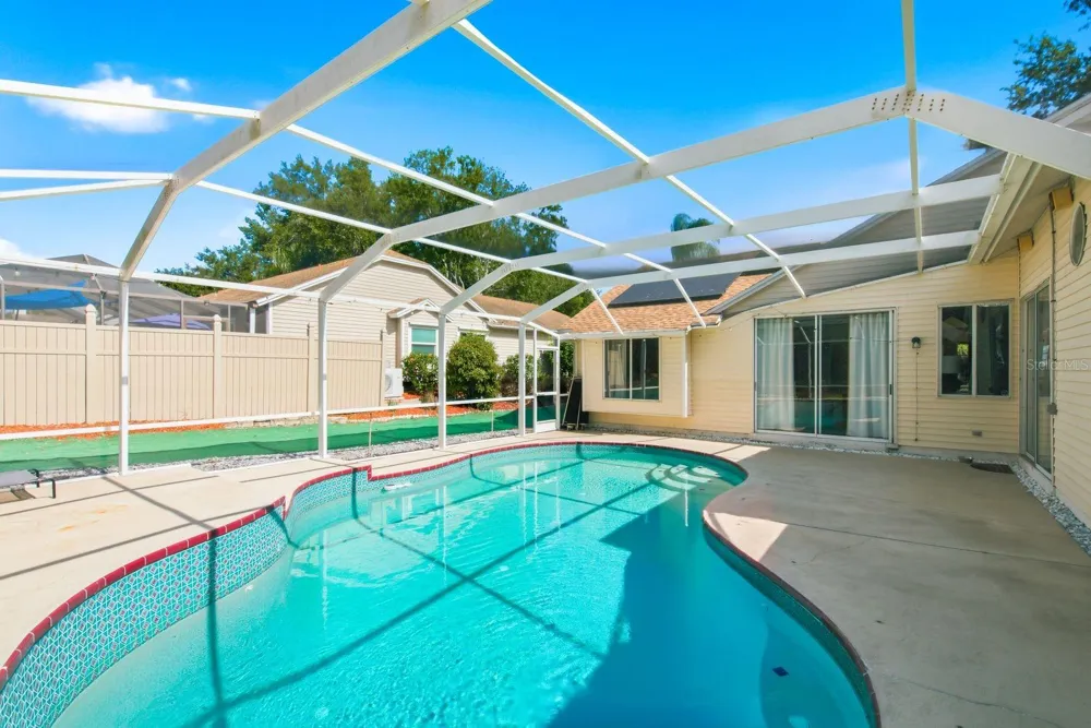 970 VALLEY VIEW CIRCLE Palm Harbor, FL 34684