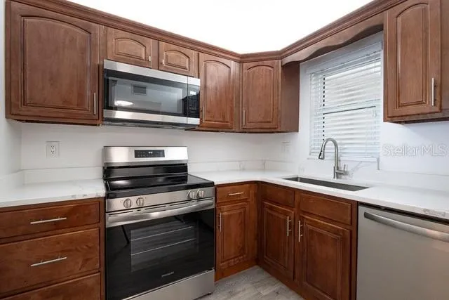 7401 BAY ISLAND DRIVE S #237 South Pasadena, FL 33707