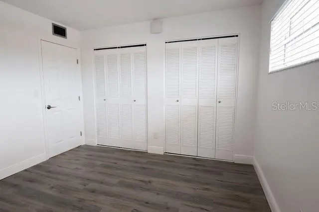 7401 BAY ISLAND DRIVE S #237 South Pasadena, FL 33707