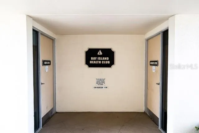 7401 BAY ISLAND DRIVE S #237 South Pasadena, FL 33707