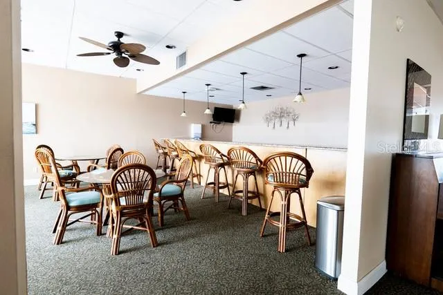 7401 BAY ISLAND DRIVE S #237 South Pasadena, FL 33707