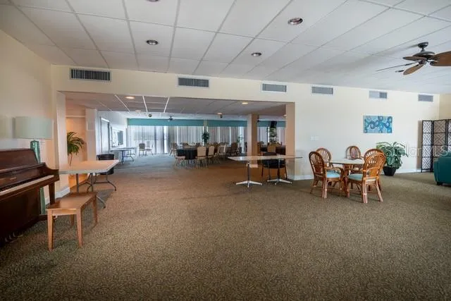 7401 BAY ISLAND DRIVE S #237 South Pasadena, FL 33707