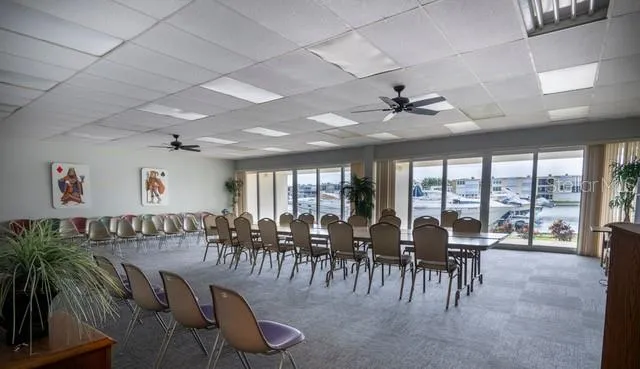 7401 BAY ISLAND DRIVE S #237 South Pasadena, FL 33707