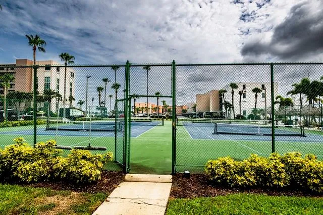 7401 BAY ISLAND DRIVE S #237 South Pasadena, FL 33707