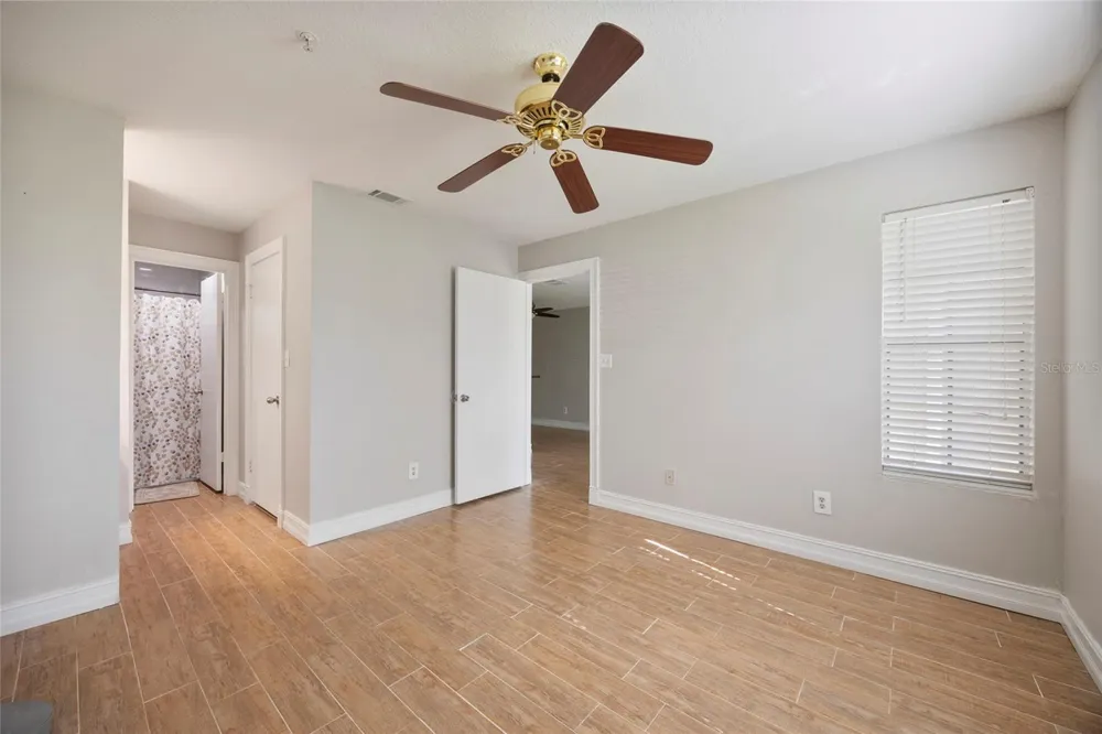 241 AFTON SQUARE #103 Altamonte Springs, FL 32714