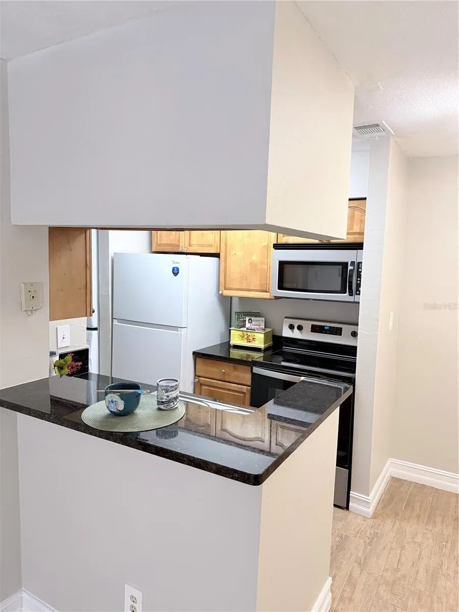241 AFTON SQUARE #103 Altamonte Springs, FL 32714