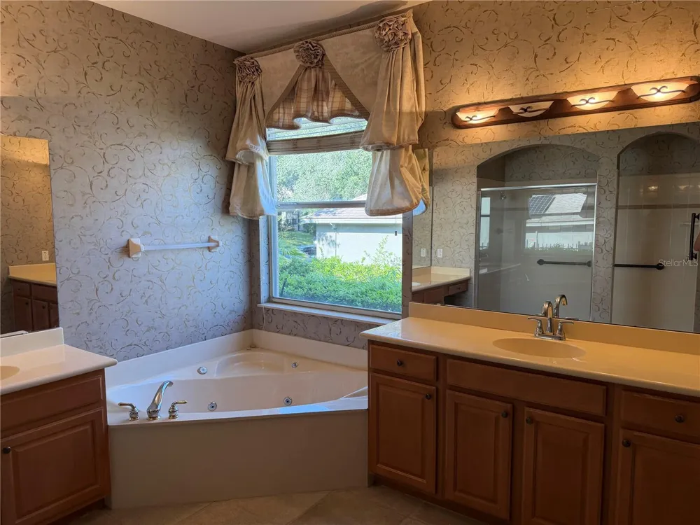 9609 WESTOVER CLUB CIRCLE Windermere, FL 34786