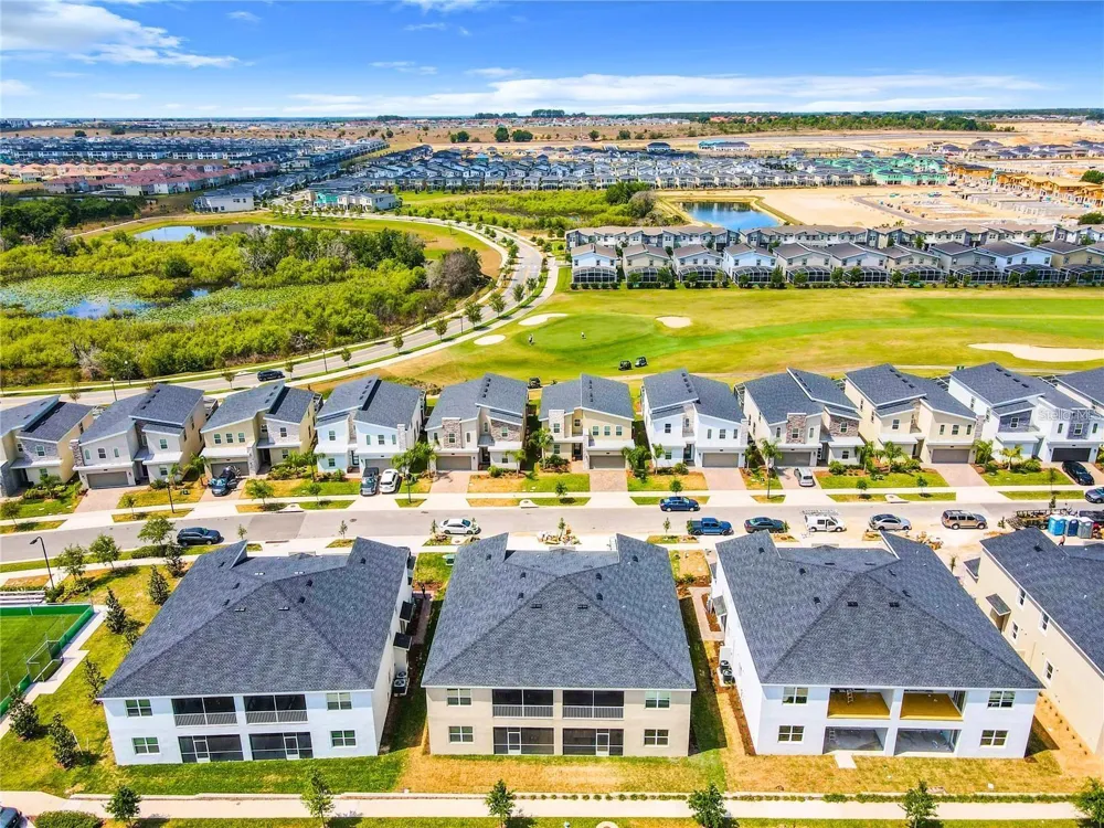 8853 CABOT CLIFFS DRIVE #104 Davenport, FL 33896