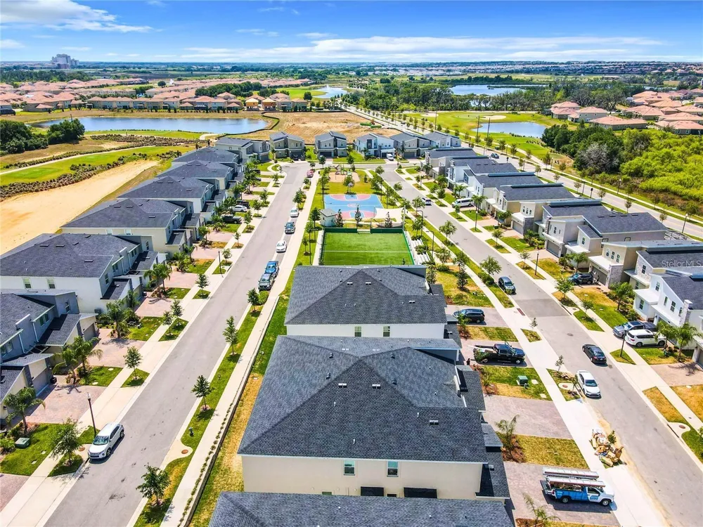 8853 CABOT CLIFFS DRIVE #104 Davenport, FL 33896