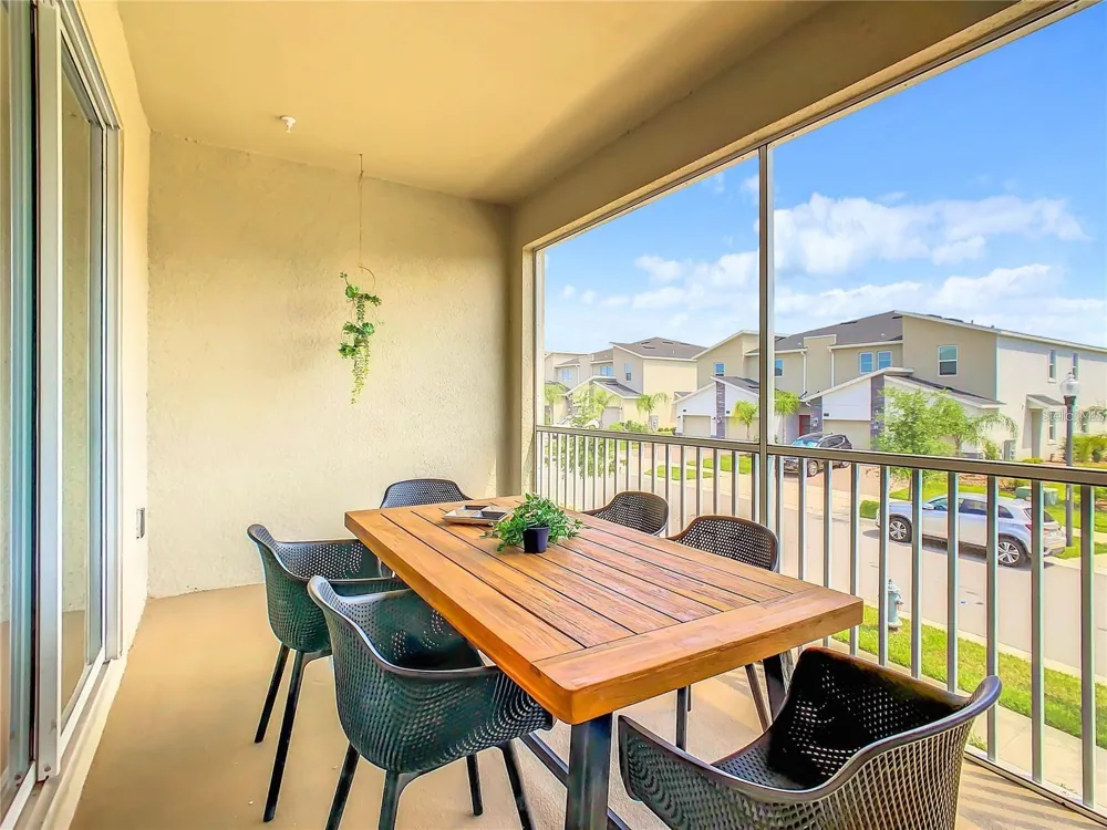 8853 CABOT CLIFFS DRIVE #104 Davenport, FL 33896
