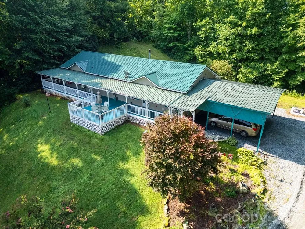 98 New Sorrells Estate Brevard, NC 28712