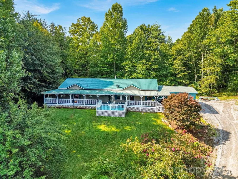 98 New Sorrells Estate Brevard, NC 28712