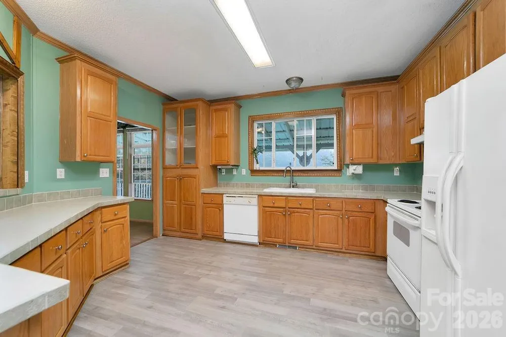 98 New Sorrells Estate Brevard, NC 28712