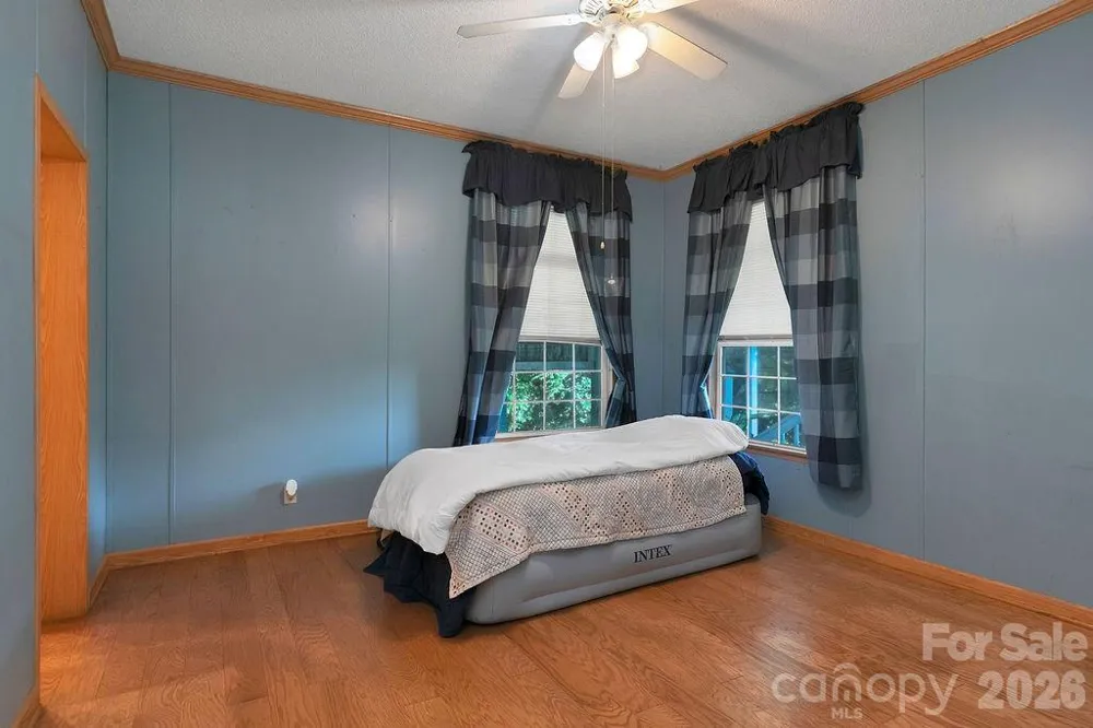 98 New Sorrells Estate Brevard, NC 28712