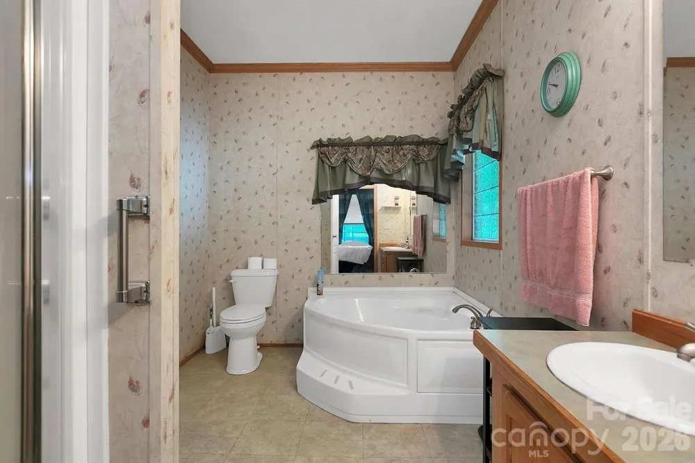 98 New Sorrells Estate Brevard, NC 28712