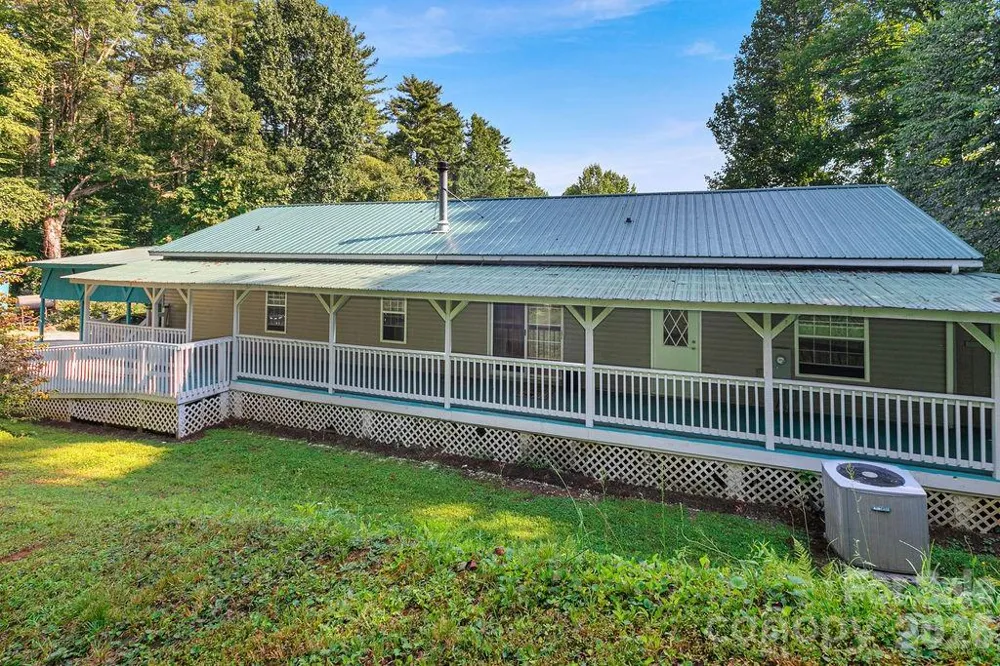 98 New Sorrells Estate Brevard, NC 28712