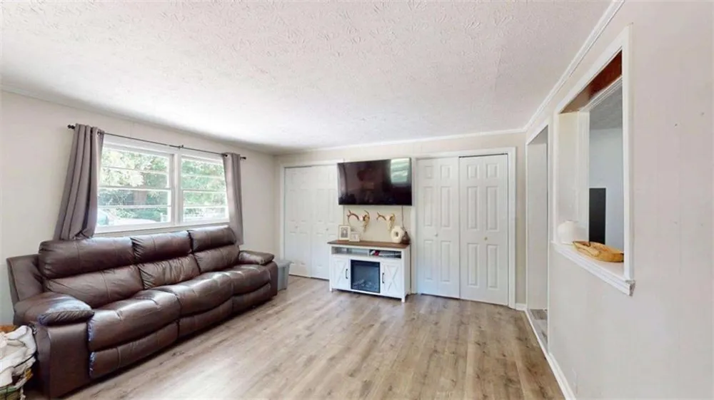 186 S Forest Avenue S Social Circle, GA 30025