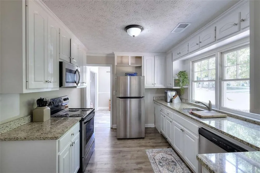 186 S Forest Avenue S Social Circle, GA 30025