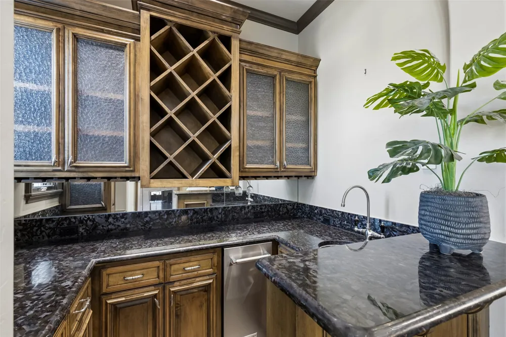 2404 Hollow Hill Lane Lewisville, TX 75056