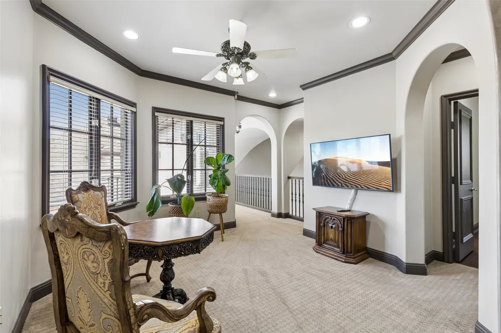 2404 Hollow Hill Lane Lewisville, TX 75056