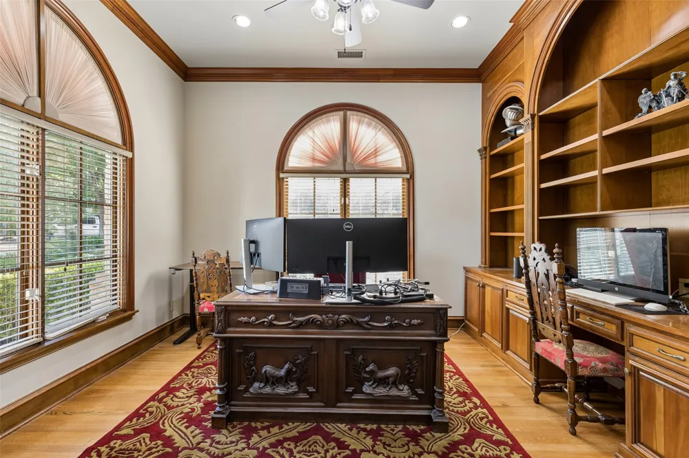 2404 Hollow Hill Lane Lewisville, TX 75056