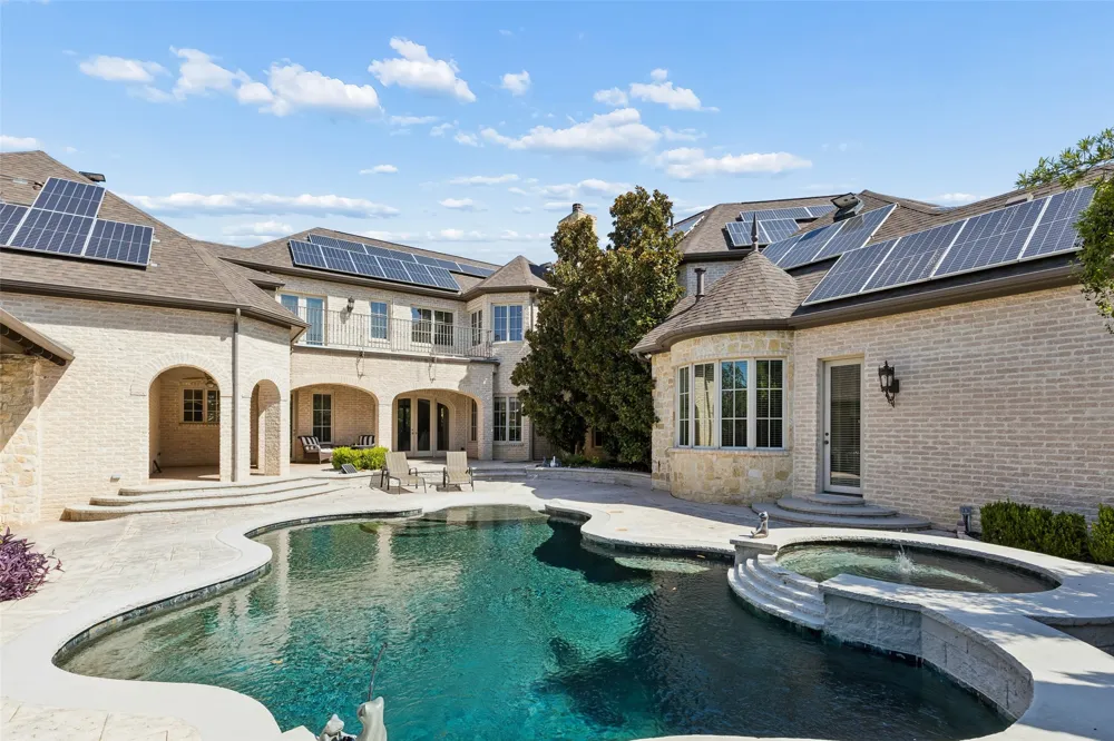 2404 Hollow Hill Lane Lewisville, TX 75056