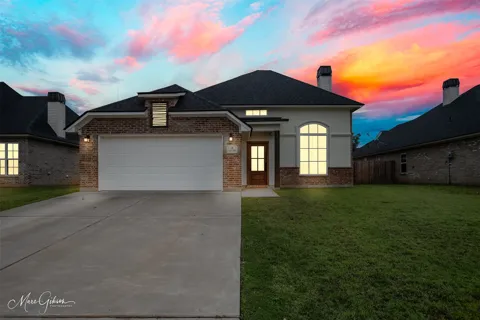 4820 Bogey Lane