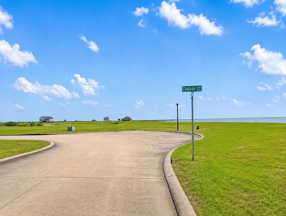 3433 Chateau Way Palacios, TX 77465