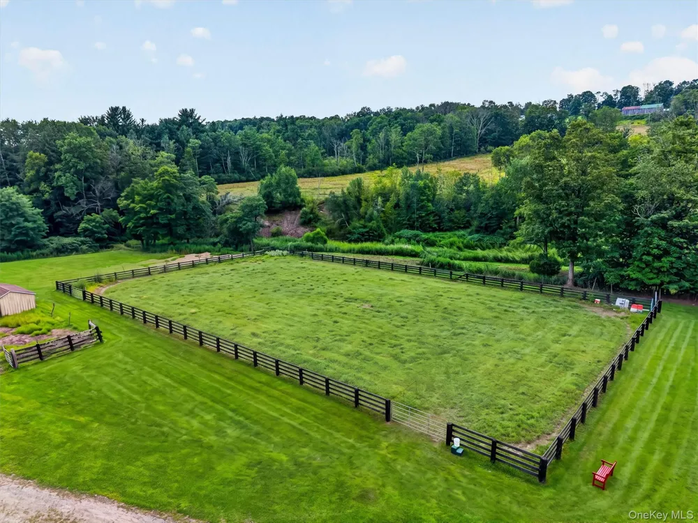139 Callicoon Center Road Jeffersonville, NY 12748
