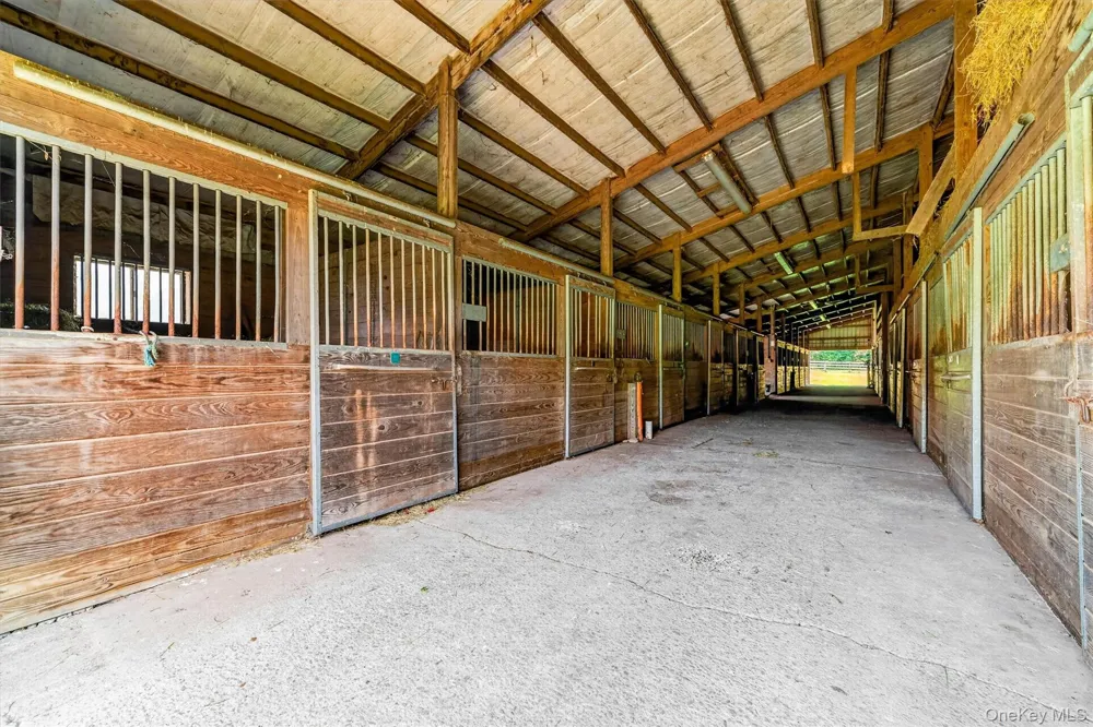 139 Callicoon Center Road Jeffersonville, NY 12748