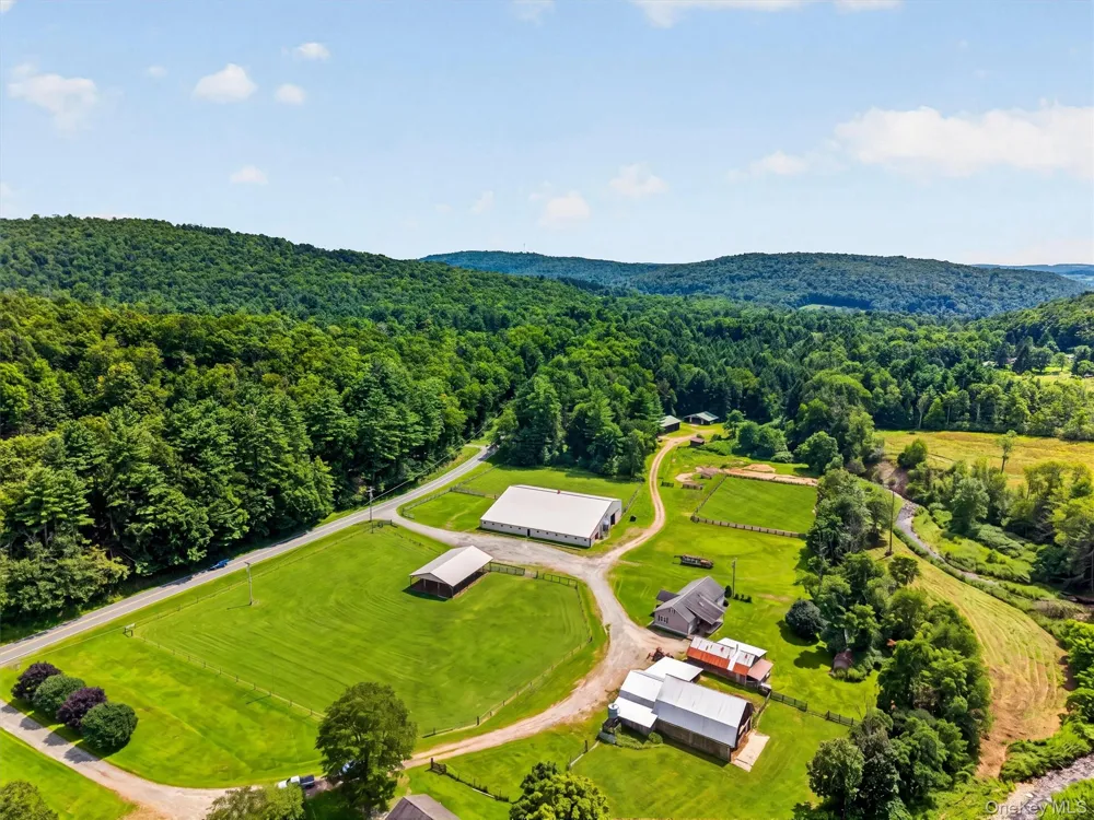 139 Callicoon Center Road Jeffersonville, NY 12748