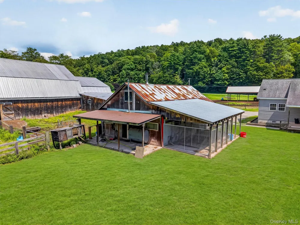 139 Callicoon Center Road Jeffersonville, NY 12748