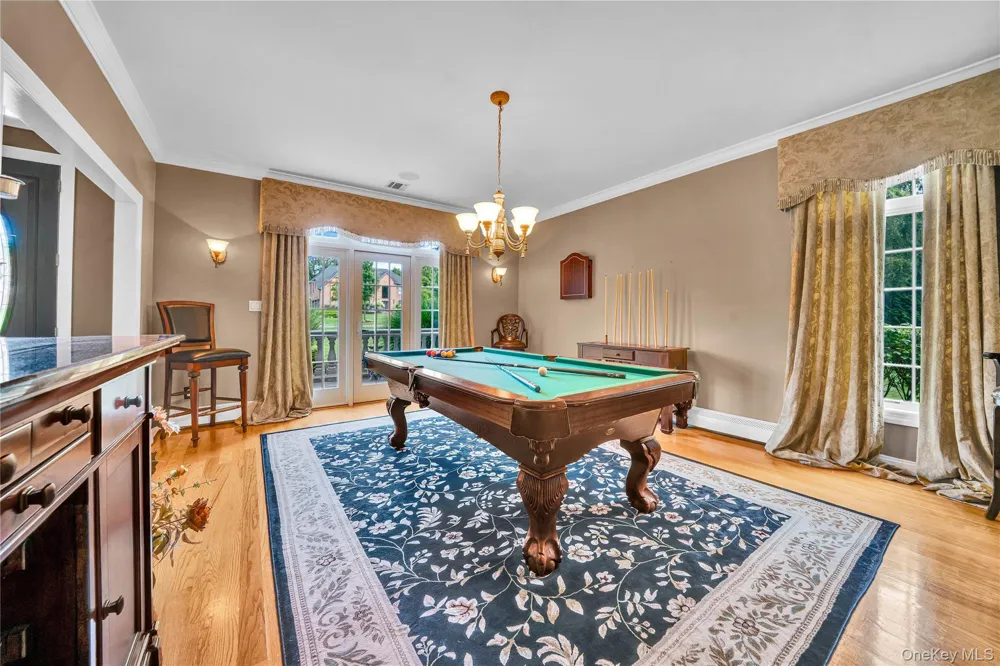 12 Stone Meadow Lane Suffern, NY 10901