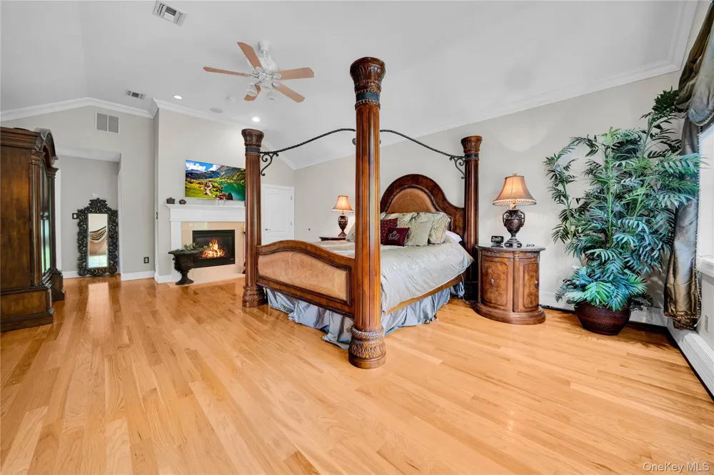 12 Stone Meadow Lane Suffern, NY 10901