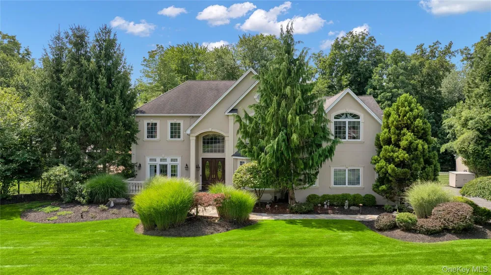 12 Stone Meadow Lane Suffern, NY 10901