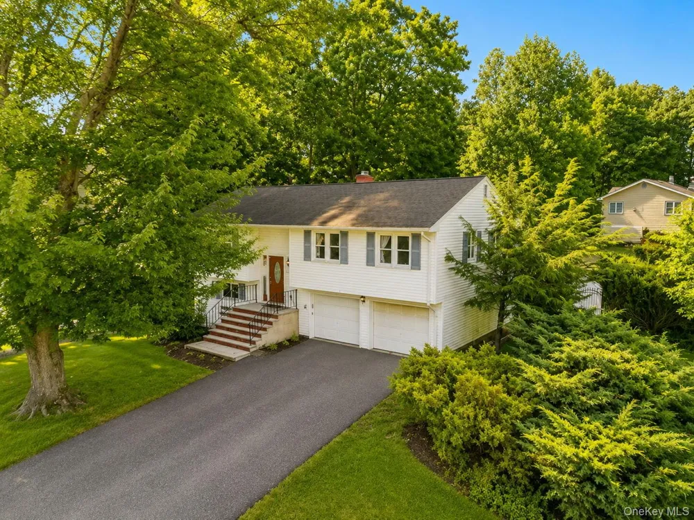 132 Hilltop Road Monroe, NY 10950