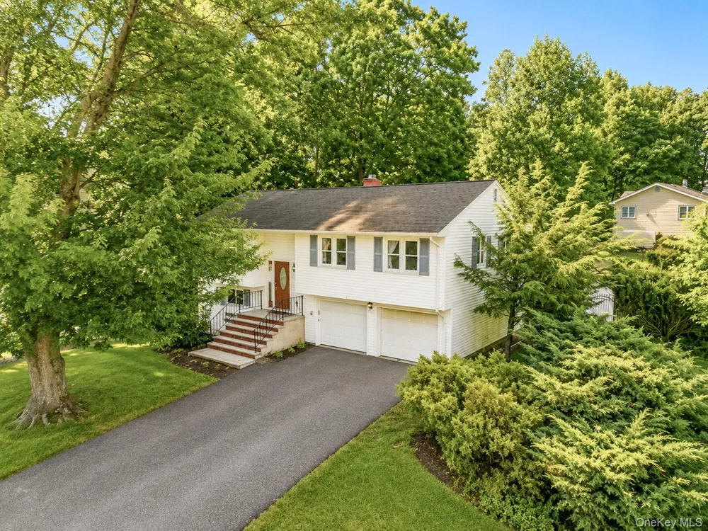 132 Hilltop Road Monroe, NY 10950