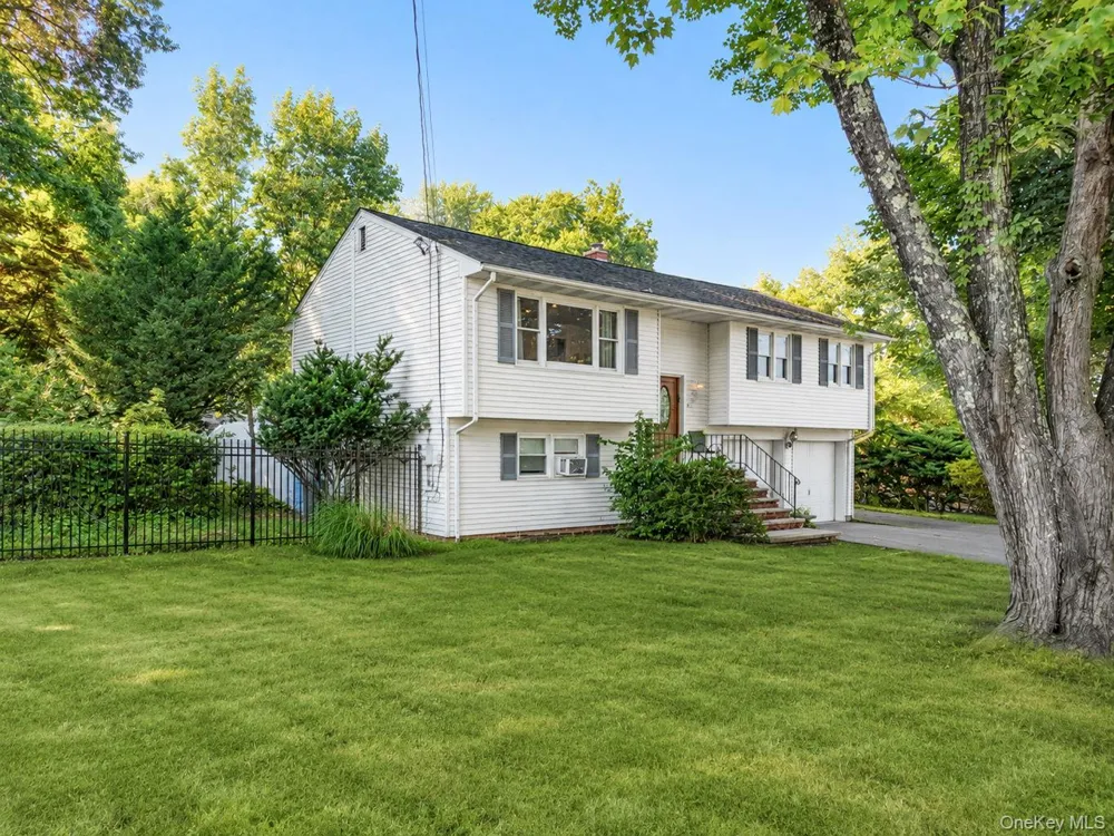 132 Hilltop Road Monroe, NY 10950