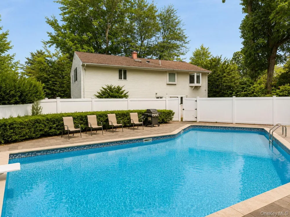 132 Hilltop Road Monroe, NY 10950