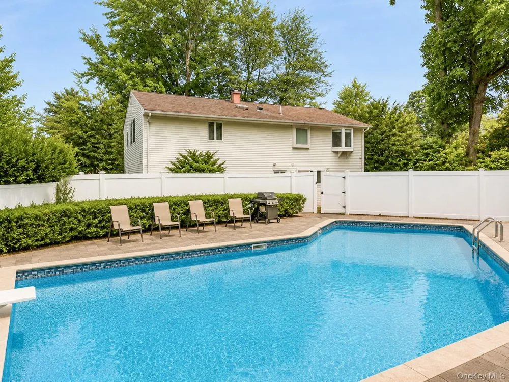 132 Hilltop Road Monroe, NY 10950