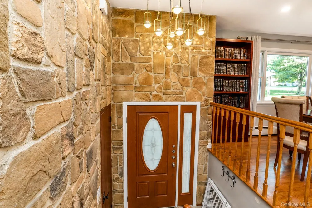 132 Hilltop Road Monroe, NY 10950